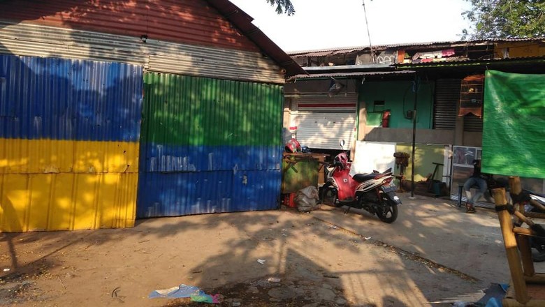 Abah Grandong Pemakan Kucing Hidup Diburu Polisi hingga ke Banten