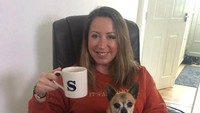 Paula Williamson ditemukan meninggal dunia di kediamannya di Stoke on Trent. Ia meninggal dunia karena over dosis dan tertidur di atas tumpukan kokain. Foto: Dok. Instagram