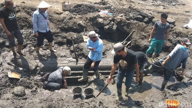 Penggalian di Mantingan Magelang, Tim Temukan Pondasi Candi Penggalian di Mantingan Magelang, Tim Temukan Pondasi Candi