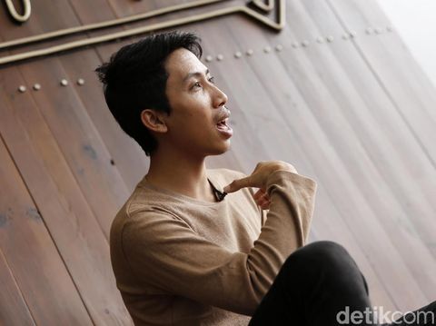 Pertobatan Aby Respati Jadi Waria: Nyesel Banget Kok Gue Bisa Bodoh