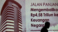 KPK menegaskan tetap menangani perkara dugaan korupsi terkait penerbitan surat keterangan lunas (SKL) BLBI dan berupaya mengembalikan uang negara. KPK menegaskan proses yang dilakukan sah berdasarkan hukum.