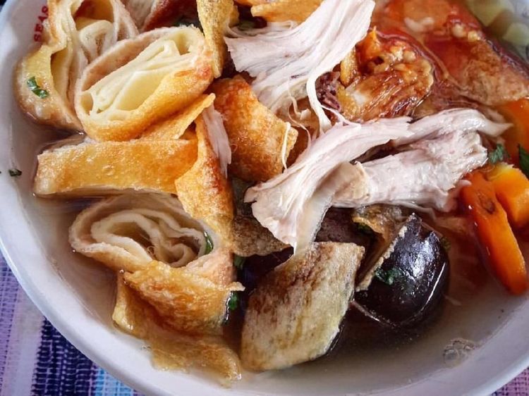 Sarapan Timlo Plus Nasi Hangat Bikin Pagi Jadi Semangat