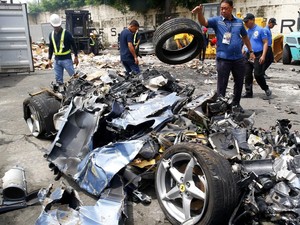 Tegasnya Duterte Berantas Mobil Mewah yang Ngakali Pajak