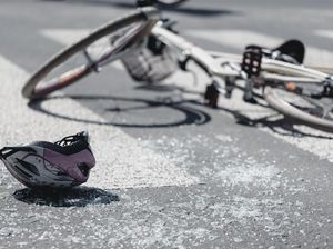 Gir Sepeda Nyangkut di Mr P, Terselamatkan oleh Pemadam Kebakaran