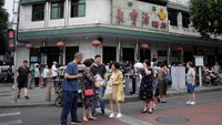 Komisi Urusan Etnis dan Agama pemerintah Beijing menolak berkomentar mengenai hal ini. Hanya disebutkan bahwa perintah menyangkut restoran halal merupakan arahan nasional. Stringer/Jason Lee/Reuters.