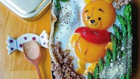 Salah satunya telur ceplok bentuk Pooh Bear ini. Telihat menggemaskan, kan? Foto: Instagram etn.co_mam
