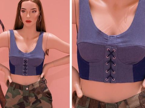 Dipuji Netizen, Manekin di Toko Ini Punya Stretch Marks & Freckles