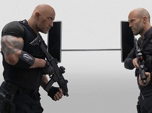 Hobbs and Shaw: Asyiknya Nongkrong Bareng The Rock dan Jason Statham