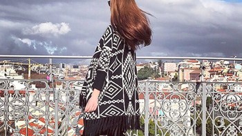 Sungguh amat menyedihkan, beristirahatlah dengan tenang cantik, tulis ucapan duka lainnya. Foto: Instagram