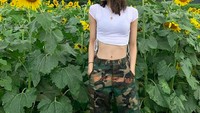 Salam Instagramnya, Lisa mengapload liburannya saat menikmati keindahan Hawaii. (lalalalisa_m/Instagram)