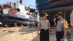 2 Orang Tewas, Ini Penampakan Kebakaran KM Sembilang di Karimun