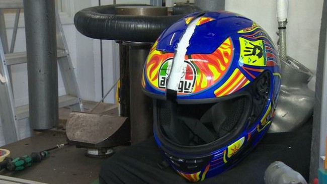 Berita Populer: Helm Palsu Rossi dari RI? Ferrari Digilas Buldoser
