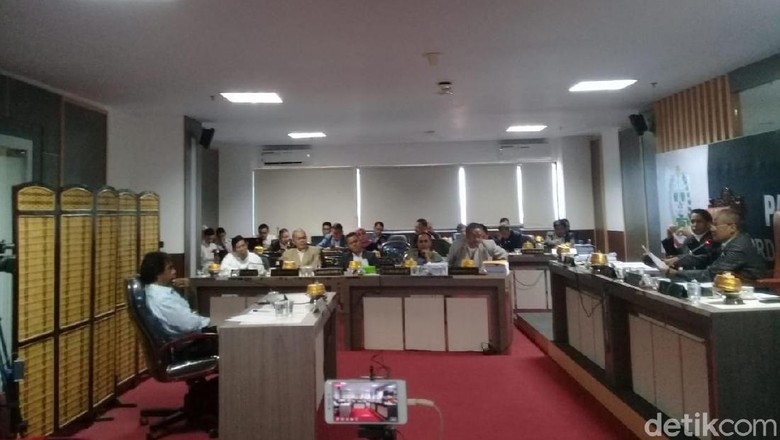 Demokrat Tak Mau Gegabah Sikapi Usulan Pemakzulan Gubernur Sulsel Demokrat Tak Mau Gegabah Sikapi Usulan Pemakzulan Gubernur Sulsel