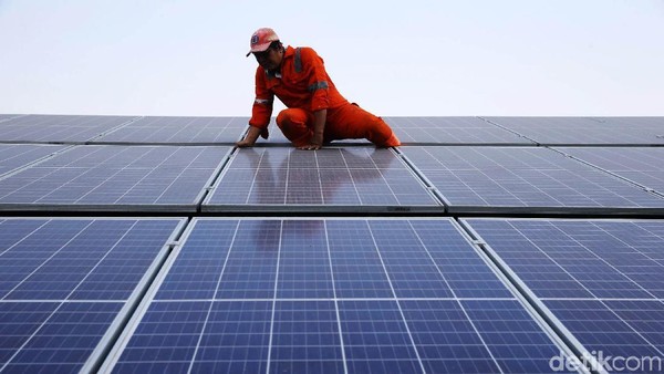 Menteri ESDM Ajak Pemda Gunakan Energi Terbarukan