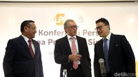 Lembaga Penjamin Simpanan (LPS) menggelar konferensi pers terkait hasil review suku bunga penjaminan di Collaboration Room LPS, Equity Tower, Jakarta, Rabu (31/07/2019). Acara dihadiri Ketua Dewan Komisioner LPS Halim Alamsyah.