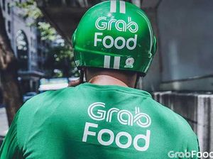 Dapat Makanan dari Pelanggan, Curhatan Ojol Ini Bikin Netizen Tersentuh