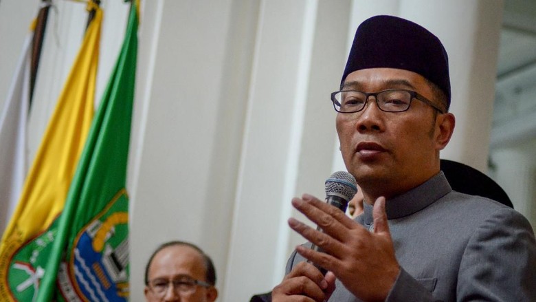 Tanggapi Rahmat Effendi Soal Bekasi Gabung Jakarta, RK: Belum Prioritas Tanggapi Rahmat Effendi Soal Bekasi Gabung Jakarta, RK: Belum Prioritas