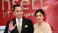 Ibas menerima Livetime Achievement untuk Ani Yudhoyono.
