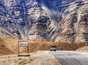 Ajaibnya India, Punya Bukit Anti Gravitasi