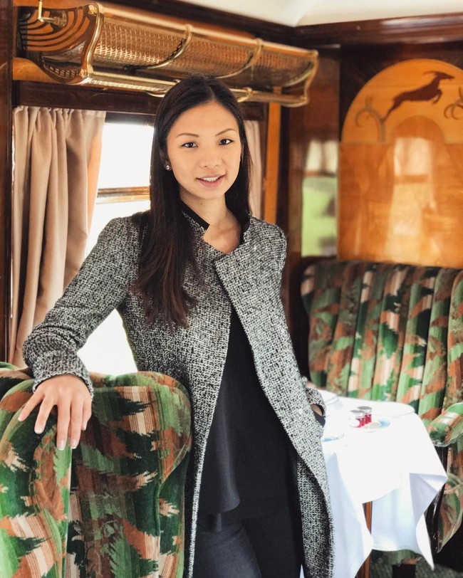 Joanna Lui-Hickox, sosialita cantik Hong Kong yang fokus beramal hingga mengelola badan amal sendiri. Sang kakek, Lui Che-Woo adalah konglomerat Hong Kong yang merupakan bos kasino di Macau.  Foto: Instagram @joannaluihickox