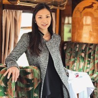 Joanna Lui-Hickox, sosialita cantik Hong Kong yang fokus beramal hingga mengelola badan amal sendiri. Sang kakek, Lui Che-Woo adalah konglomerat Hong Kong yang merupakan bos kasino di Macau.  Foto: Instagram @joannaluihickox