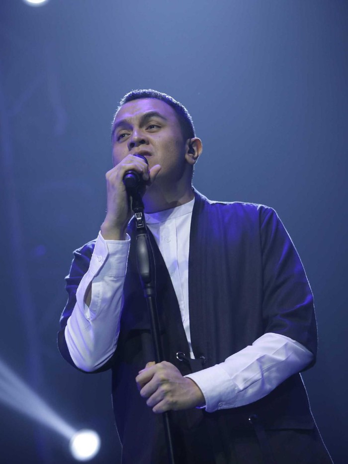 Konser Tulus
