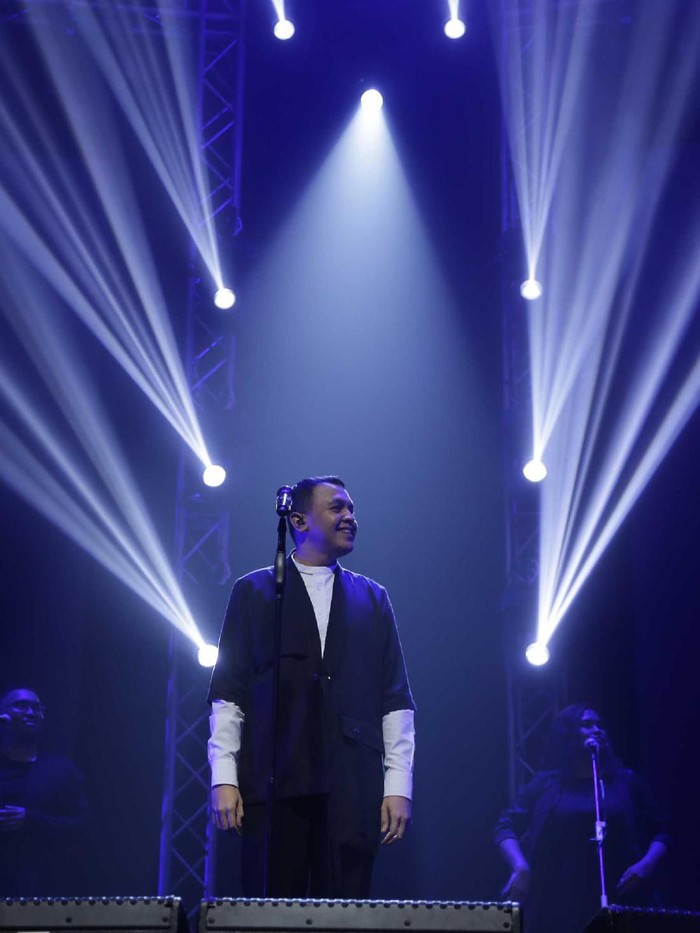 Konser Tulus