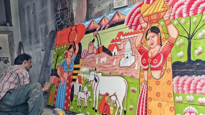 Potret Warna-warni Mobil Truk di India