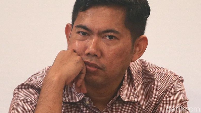 Sst.. Ternyata UUD 1945 Sudah Diamendemen Lagi Sst.. Ternyata UUD 1945 Sudah Diamendemen Lagi