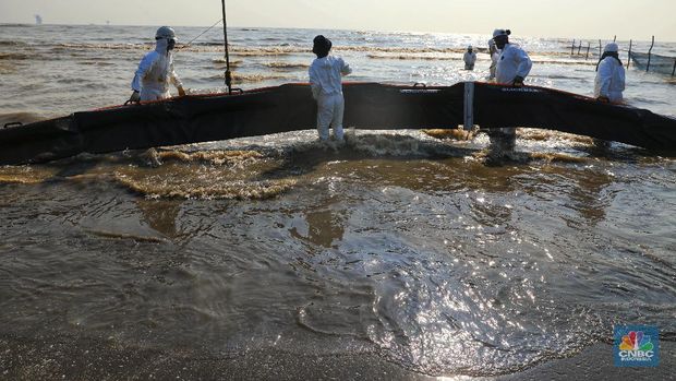 Atasi Tumpahan Minyak, Pertamina Ngebor Sumur 1.464 Meter