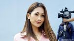 Dua Kali Cerai, Tata Janeeta Masih Cinta Mehdi Zati