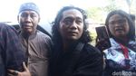 Abah Grandong Pemakan Kucing Serahkan Diri ke Polres Jakpus