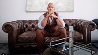Wah, kira-kira hingga akhir tahun nanti masih terus bertambah nggak ya pendapatan Dwayne? Dok. Instagram/therock