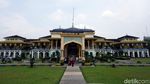 Foto: Libur Idul Adha, Ada Istana Megah di Medan