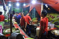 Ade Fani 67: Puas Makan Kepiting hingga Baronang di Warung Tenda