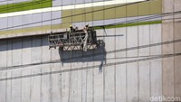 Adapun tiga wilayah teratas yang paling diminati sebagai kota penyangga didominasi oleh properti di Tangerang, kemudian Bekasi, Bogor, serta wilayah-wilayah yang saat ini telah dan sedang membangun akses moda transportasi.