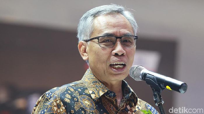 Wimboh Santoso Wimboh Santoso
