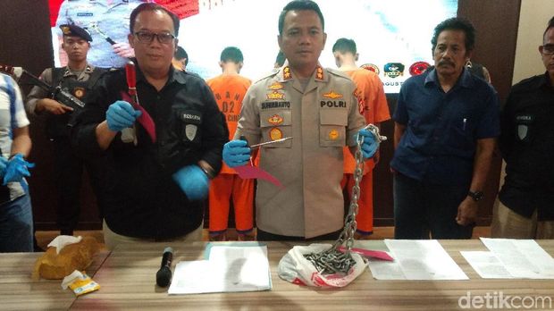 Polres Cirebon Ringkus Komplotan Spesialis Pembobol Minimarket