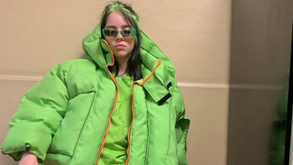 Ini Alasan Billie Eilish Tak Mau Tampil Terbuka