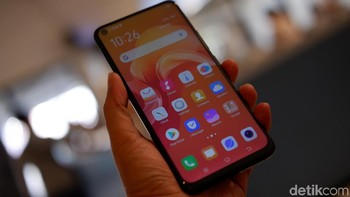 Layarnya berukuran 6,53 inch dengan resolusi Full HD+. Foto: Adi Fida Rahman/detikINET