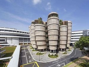 UGM Kirim Mahasiswa Program IISMA Terbanyak ke Kampus Top Dunia