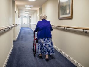 Nenek 102 Tahun Ini Sebut Bercinta Jadi Rahasia Umur Panjangnya