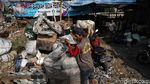 Hewan Kurban Ini Dijual di Samping Tempat Penampungan Sampah