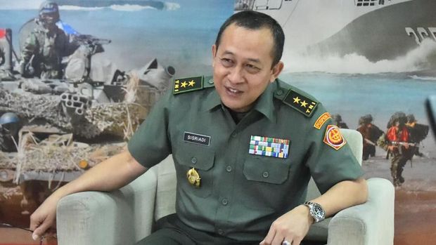 Hukum Disiplin Militer Jadi Dasar Hukuman Dandim Kendari Akibat Posting Istri