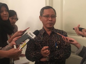 Pemprov DKI Angkut 13 Ton Sampah dari Lokasi Demo Sekitar DPR