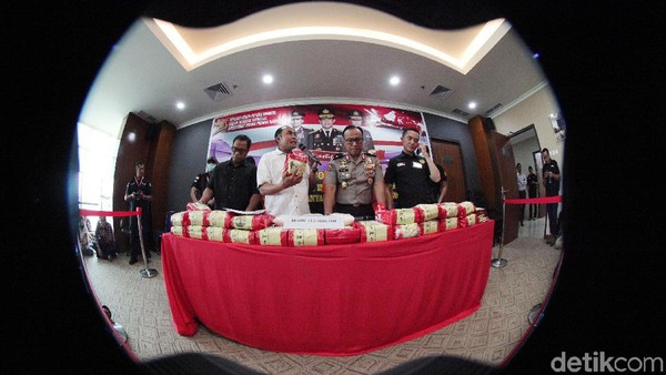 Sabu 43 Kg Disita Polisi dari Jaringan Internasional