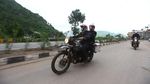Darius Donna Jelajahi India Naik Motor