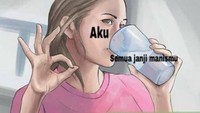Tutorial minum air putih malah berubah jadi tutorial menenggak semua janji manis pasangan. Cocok nih buat yang lagi kesal di PHP-in! Foto: Istimewa