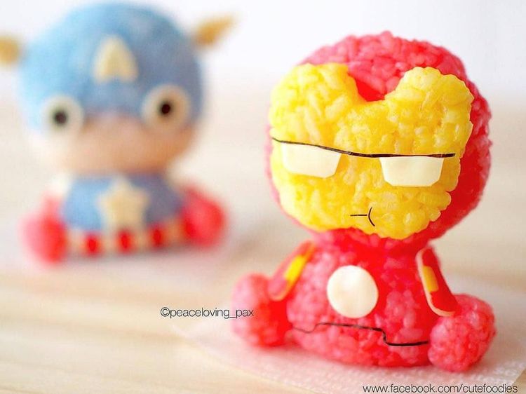 Gemas! 10 Bola Nasi Bentuk Pikachu dan Iron Man Ini Buatan Dokter