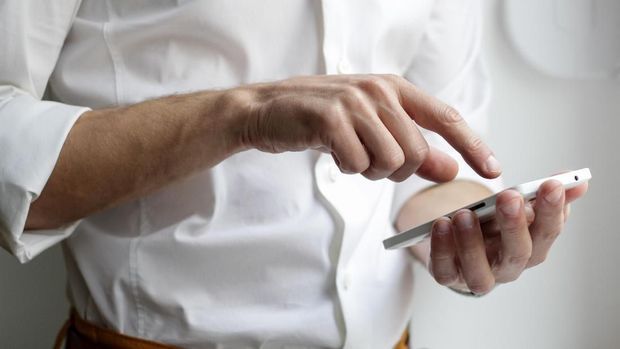 ilustrasi smartphone ilustrasi smartphone